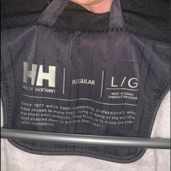 New Helly Hanson winter coat - Picture 3 of 4
